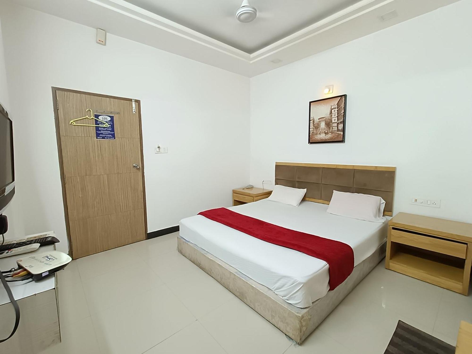 Stay Guru Usha Residency Bhuj Dış mekan fotoğraf