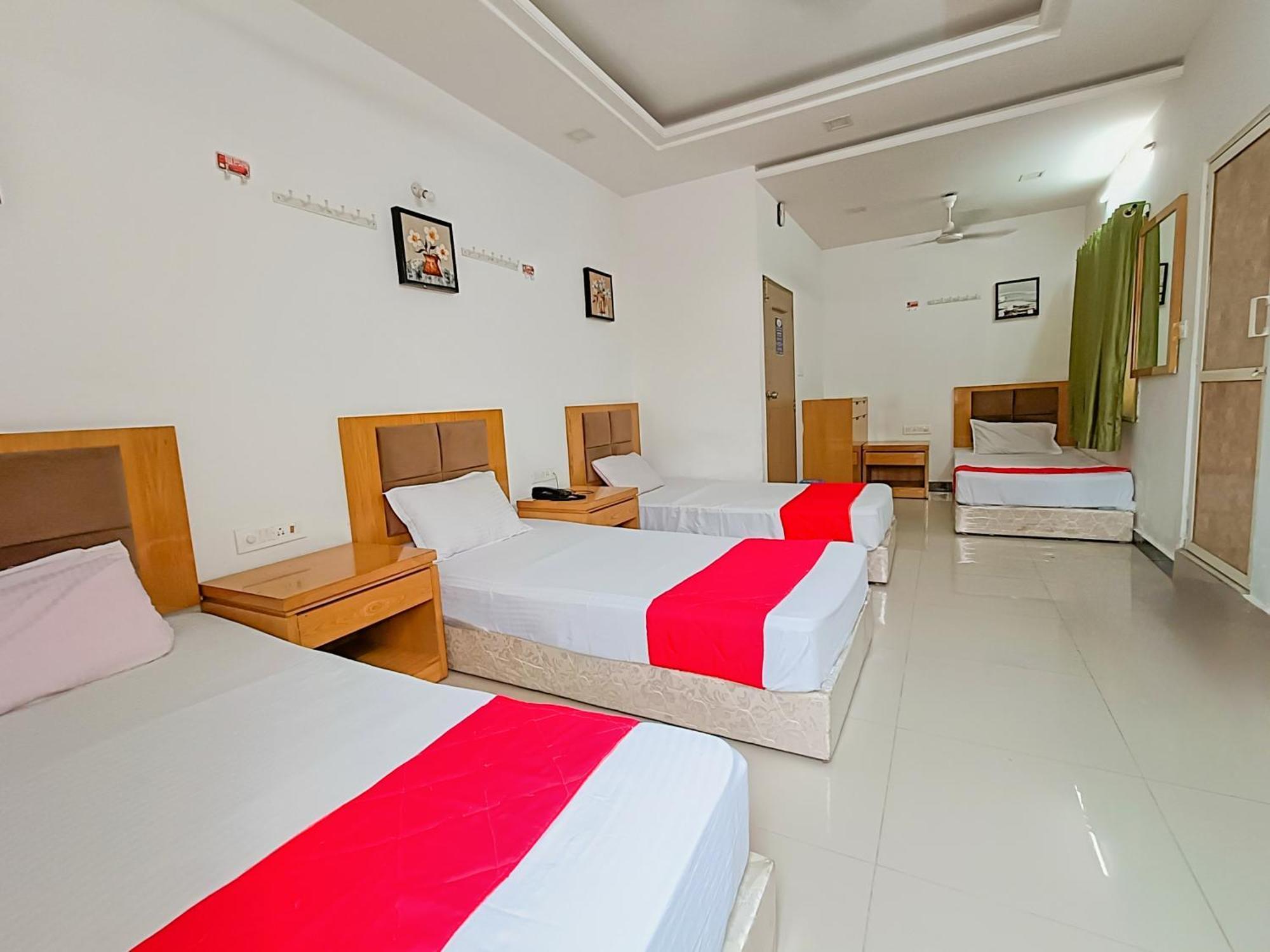 Stay Guru Usha Residency Bhuj Dış mekan fotoğraf