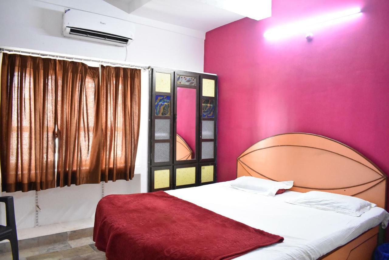 Stay Guru Usha Residency Bhuj Dış mekan fotoğraf